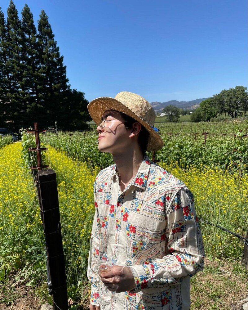 220519 Suho Instagram Update documents 1