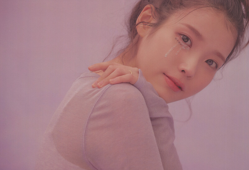 IU - 'LILAC' Photobook [SCANS] documents 6