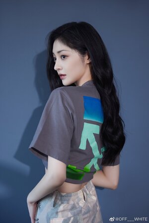 Zhou Jie Qiong for Off White 2022 Spring/Summer Sunglasses Collection