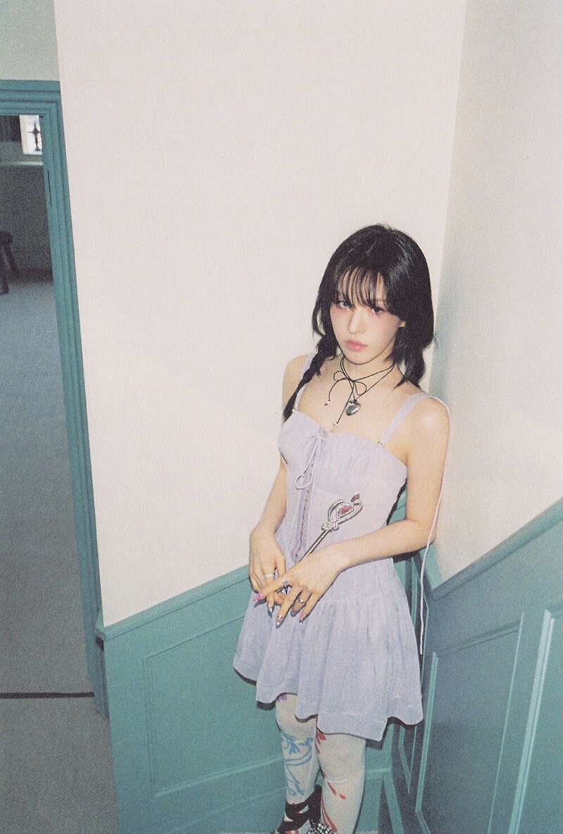 Red Velvet Wendy - 2nd Mini Album 'Wish You Hell' (Scans) documents 3