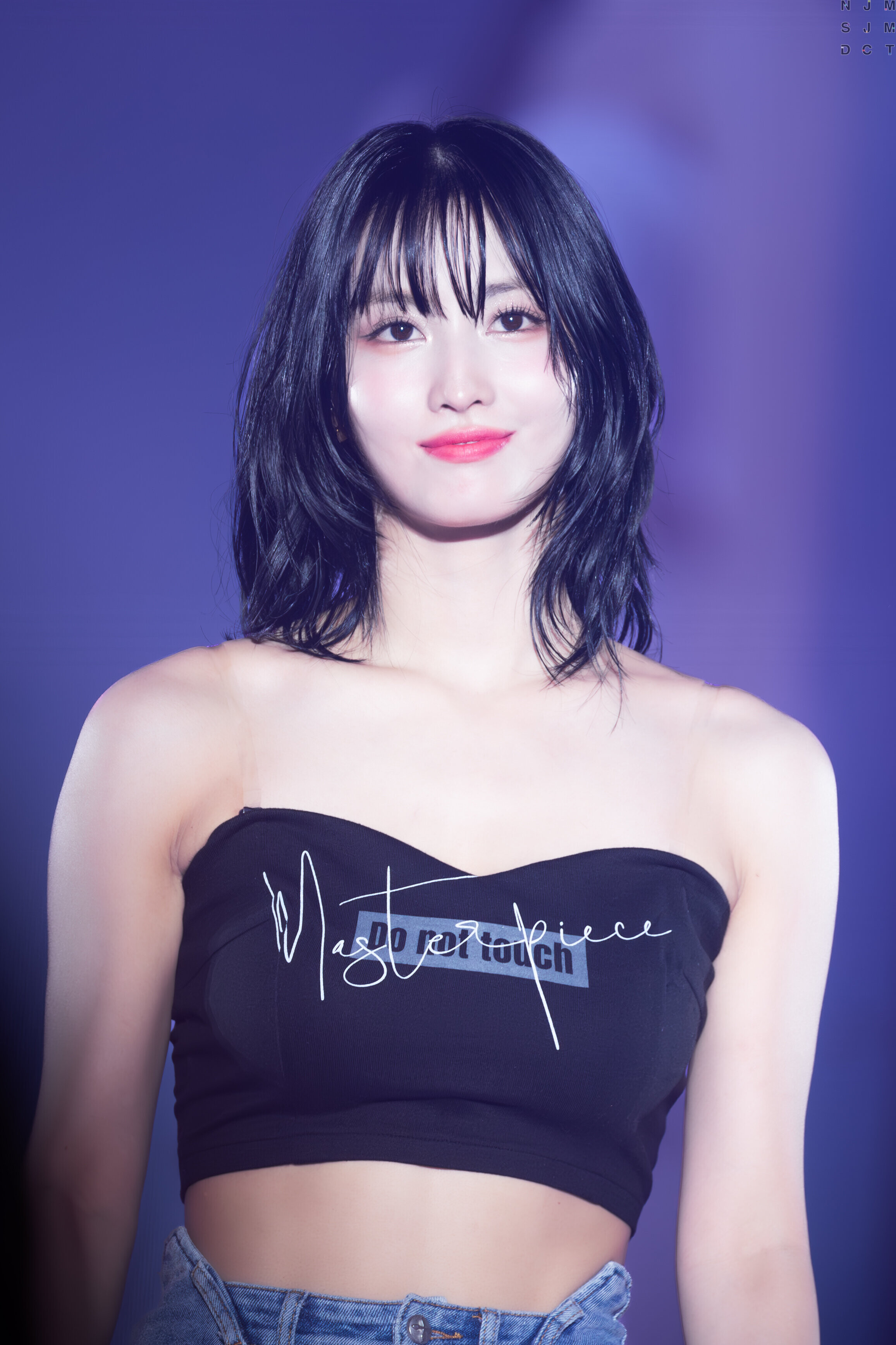 230722 TWICE MISAMO Momo - 'Masterpiece' Showcase in Osaka | kpopping