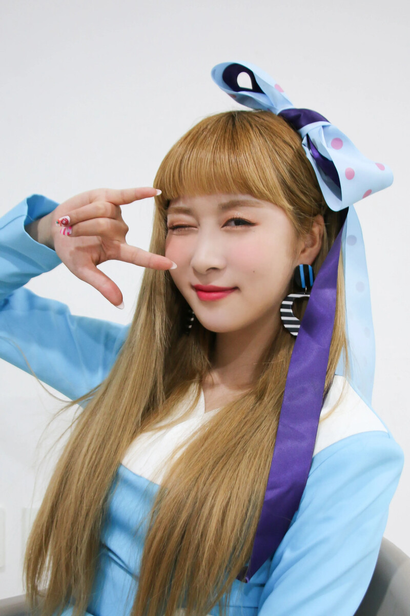 WJSN_CHOCOME_컴백쇼_뮤톡라이브_비하인드_(7).jpg