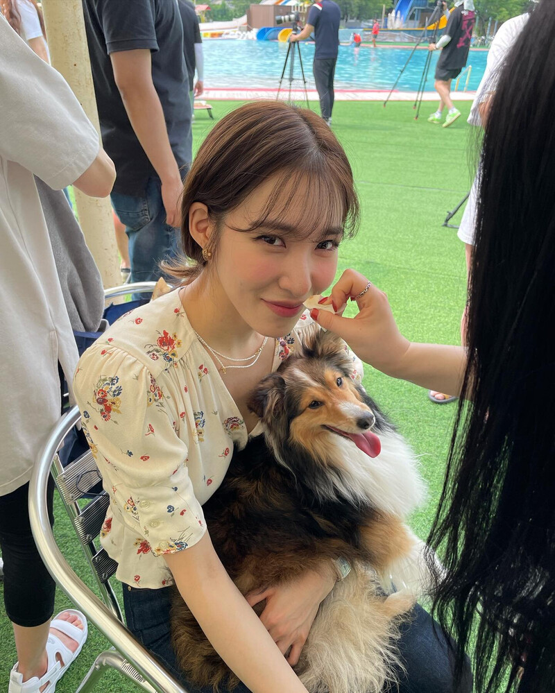 210710 Tiffany Young Instagram update documents 5