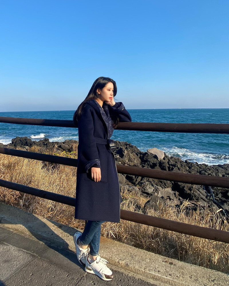 211207 Johyun Instagram Update documents 3