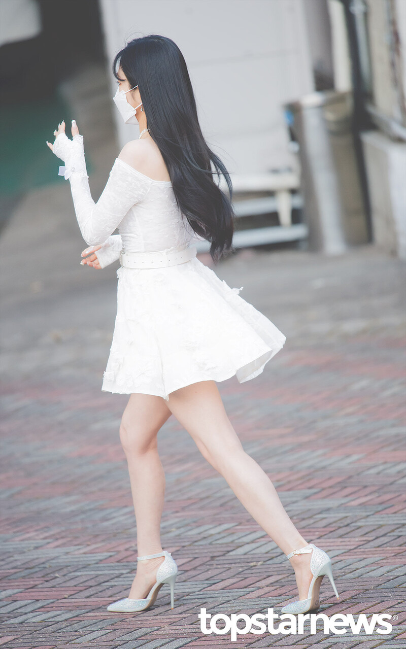 220127 Red Velvet Irene - Gaon Chart Music Awards documents 8