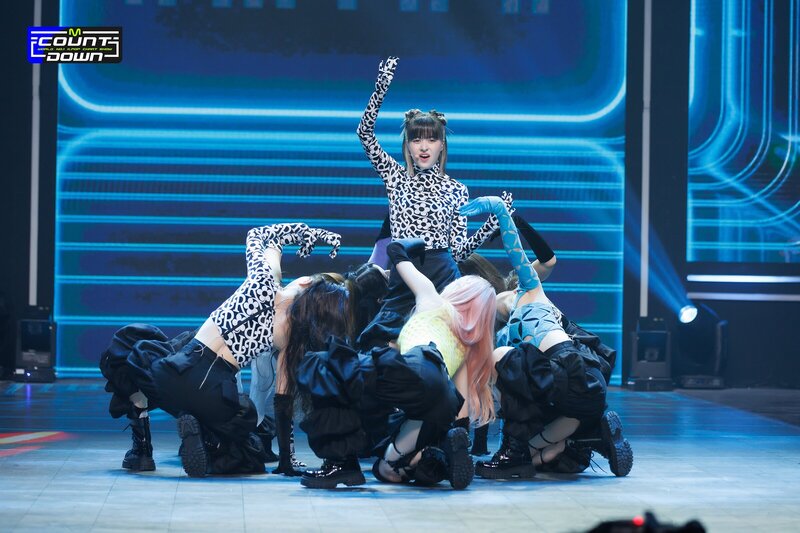 220331 NMIXX - 'TANK' at M Countdown documents 17
