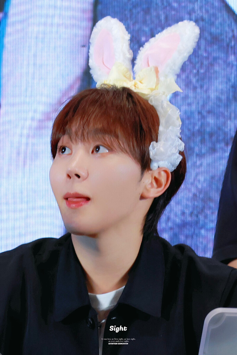 240911 SEVENTEEN Seungkwan - Yizhiyu Fansign Event documents 11