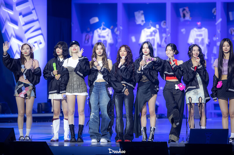 241020 TWICE - Fanmeeting 'HOME 9ROUND' documents 2