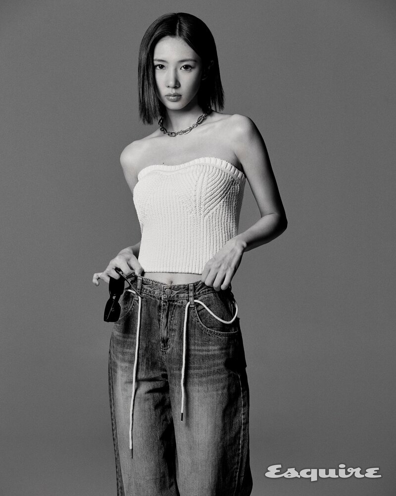 Dreamcatcher for Esquire Korea May 2023 documents 8