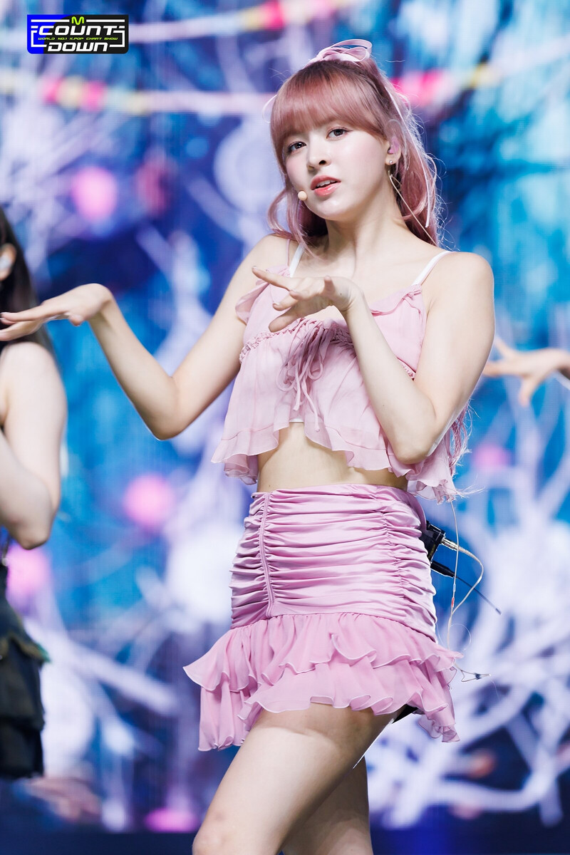 230720 NMIXX Lily - 'Party O'Clock' at M COUNTDOWN documents 1