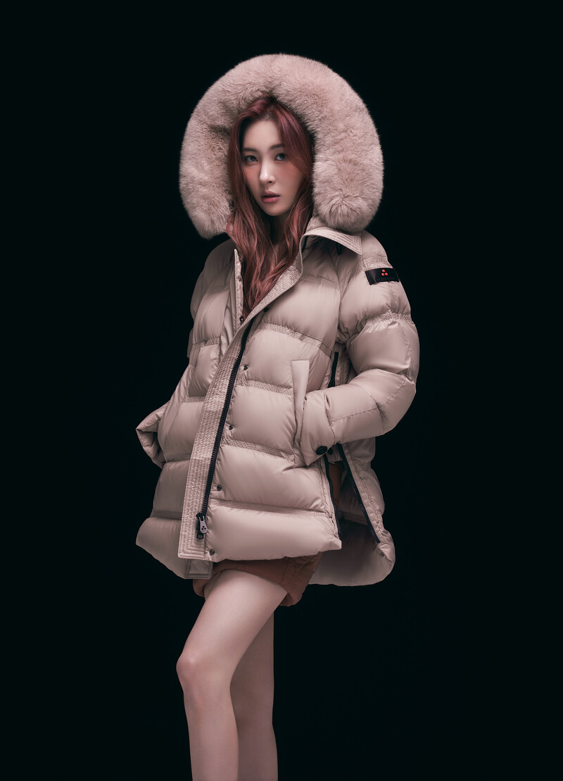 Sunmi for PEUTEREY FW 2022 Collection documents 1