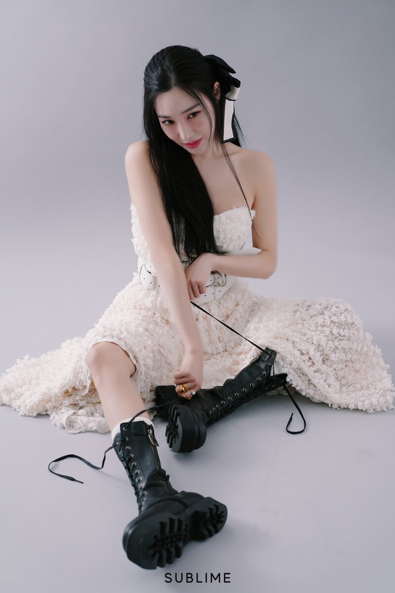 230308 SUBLIME Naver Post - Tiffany Young - Harper's Photoshoot Behind documents 10