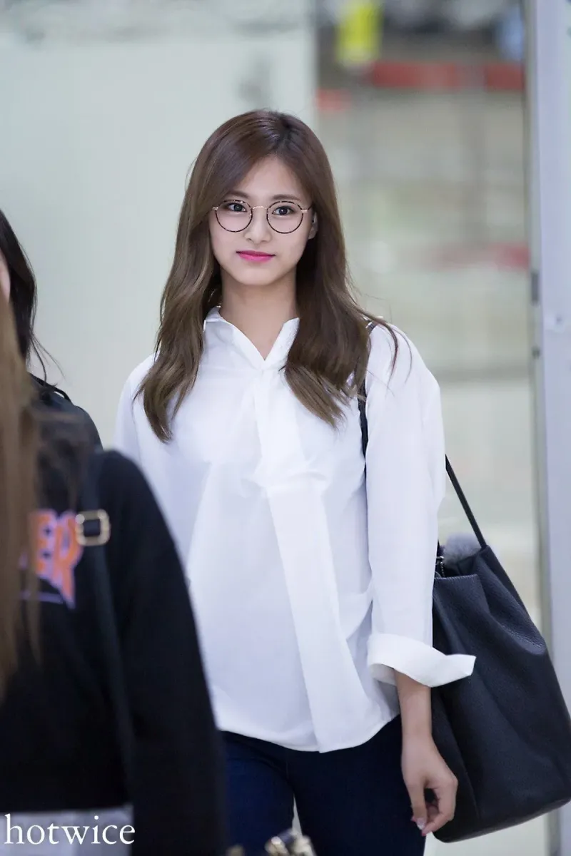 Tzuyu549.jpg