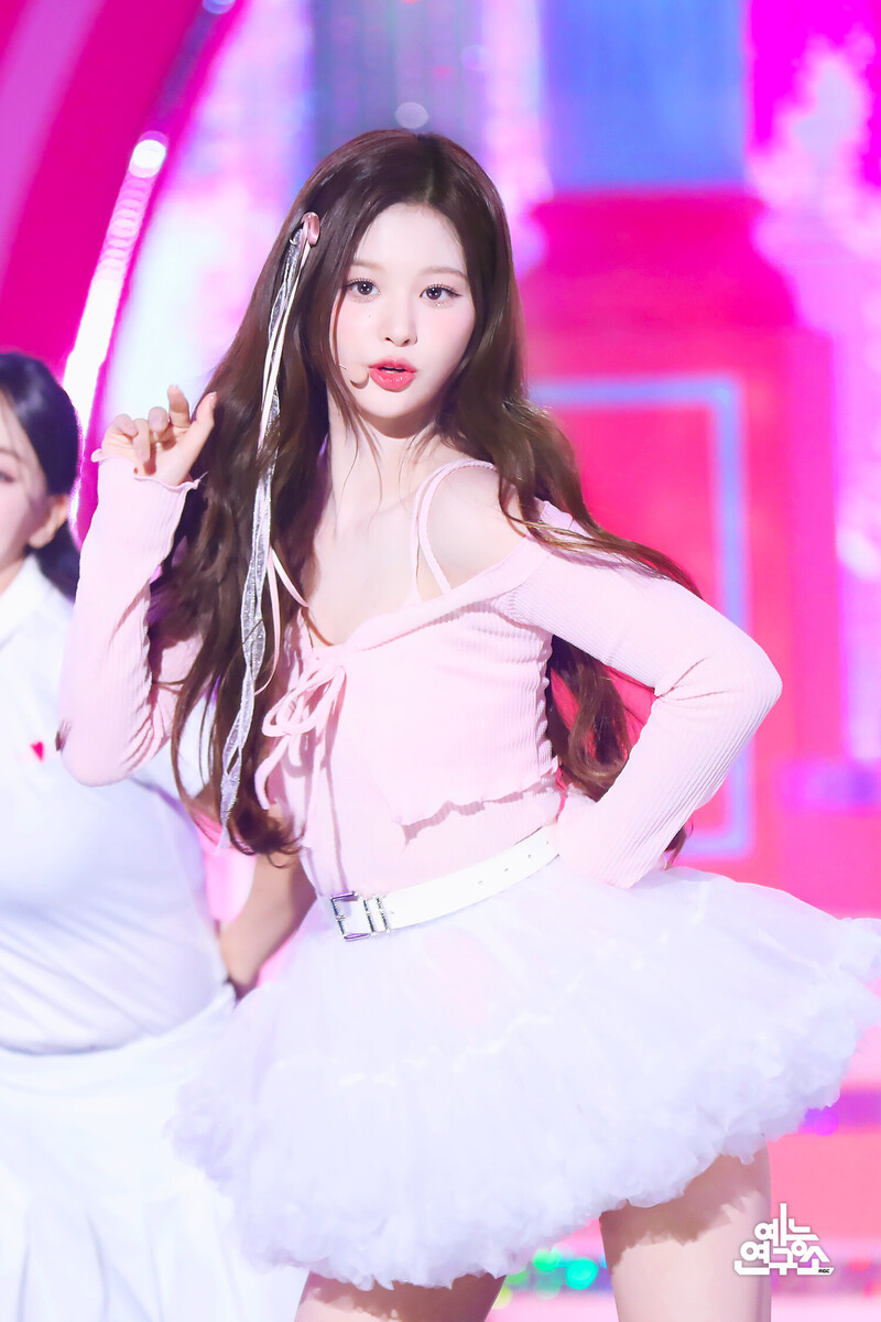 230415 NMIXX Sullyoon - Special Stage 'Mr. Chu' at Music Core documents 2