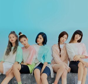 ITZY for Andar 2020 Early Summer Collection "Colorful Layers"