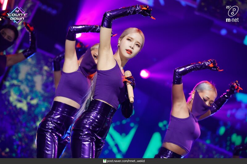200423 Solar - 'Spit it out' at M COUNTDOWN documents 8