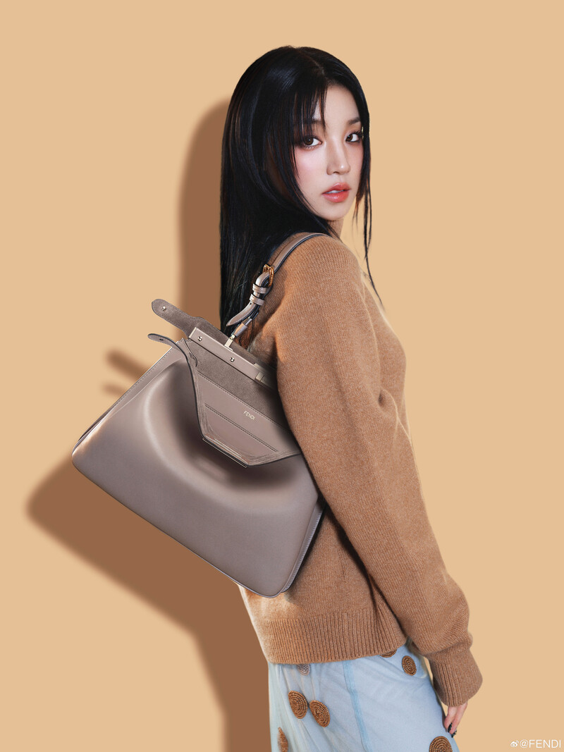 241011 - FENDI Weibo Update with YUQI documents 1