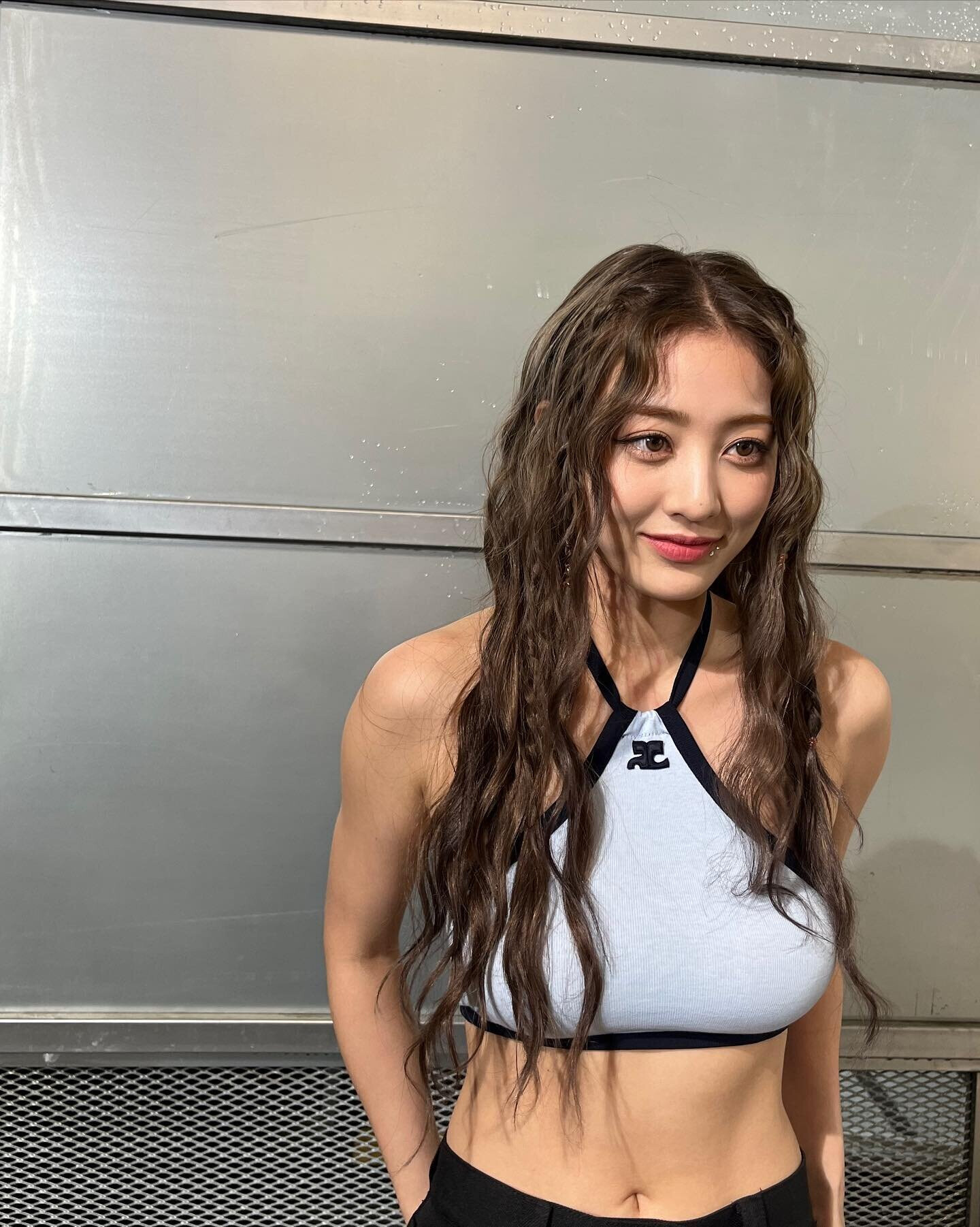 230807 - JIHYO Instagram Update | kpopping