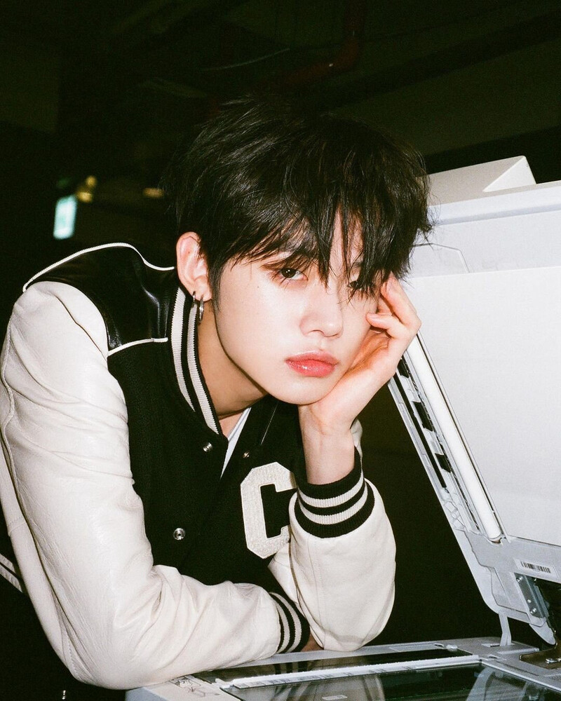 221025 TXT Yeonjun Instagram Update documents 1