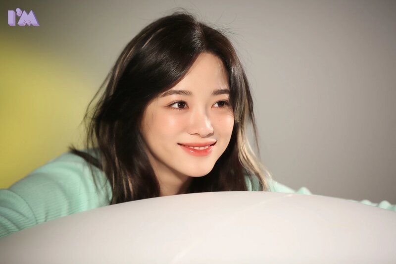 210330 Jellyfish Naver Post - Sejeong's 'I'm' 2nd Mini Album Jacket Behind documents 7