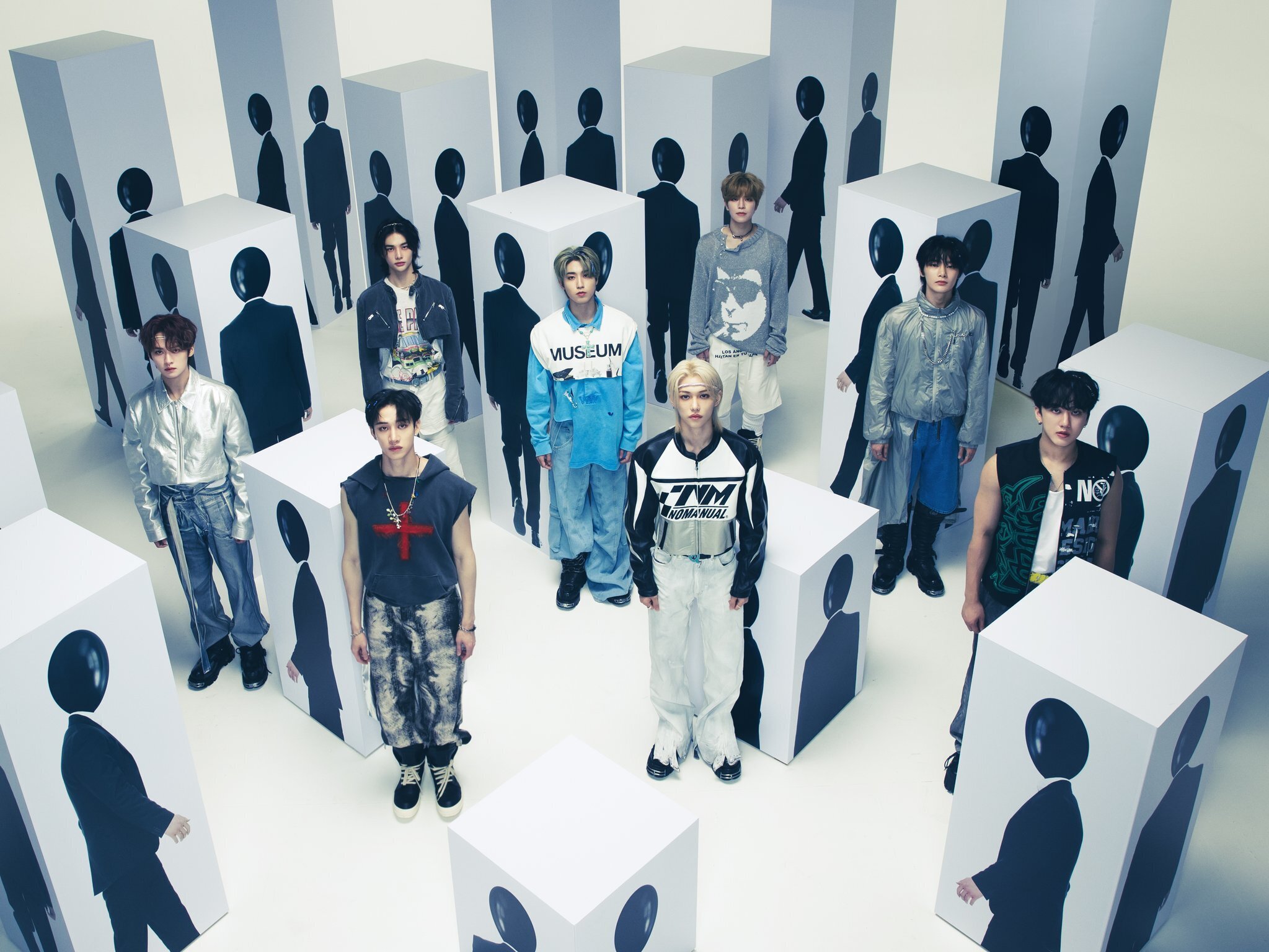 Stray Kids 1st Japan EP 'Social Path/Super Bowl (Japanese ver 