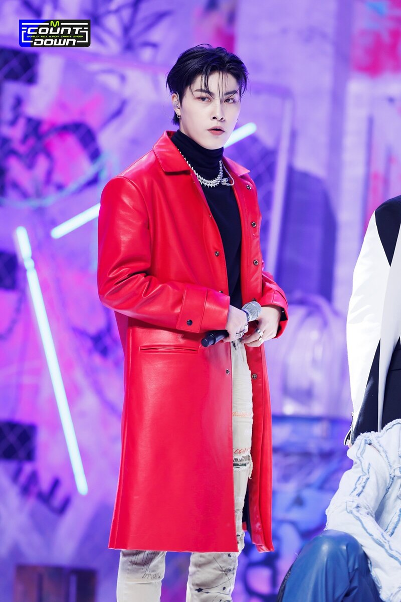 221229 TO1 - 'Troublemaker' at M Countdown (Renta) documents 4