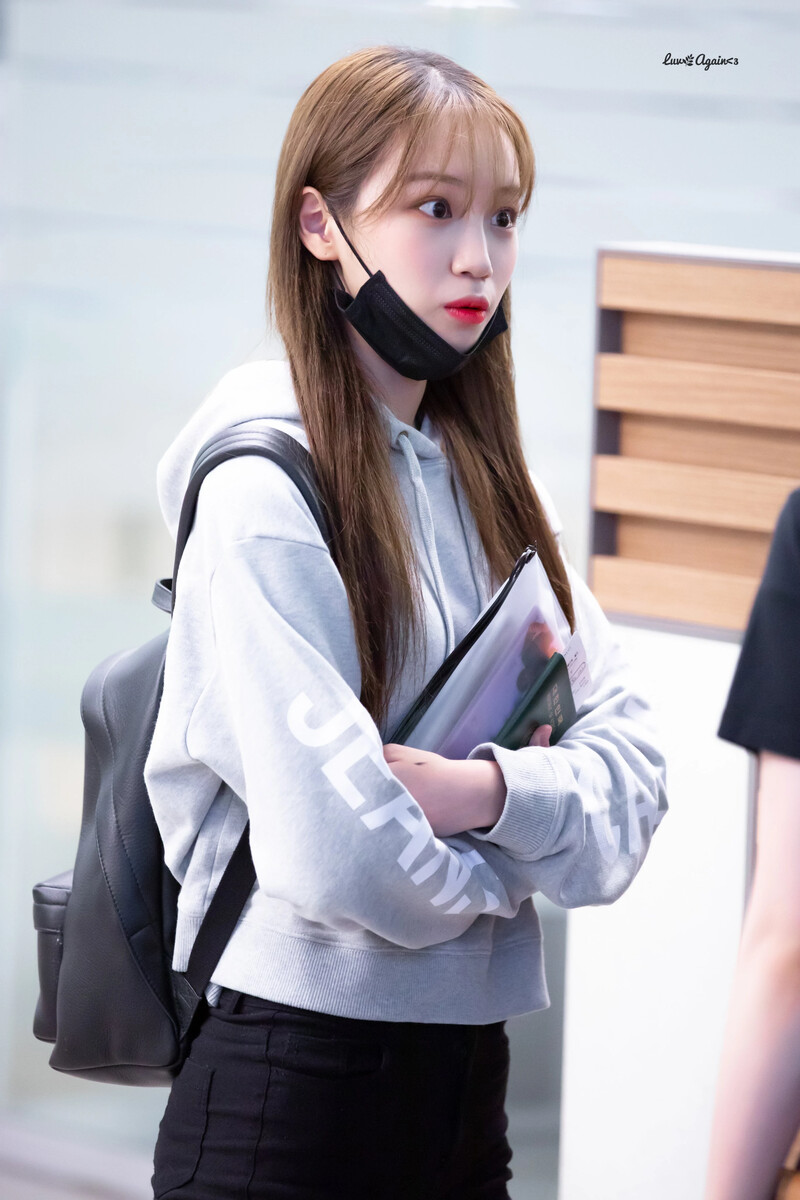 190829 Chaewon documents 25