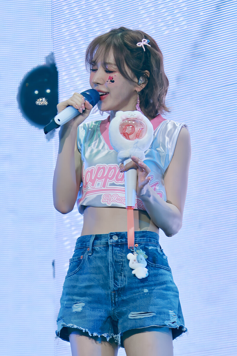 240803 Red Velvet Wendy - Fan-Con Tour 'Happiness : My Dear, ReVe1uv' in Seoul Day 2 documents 1