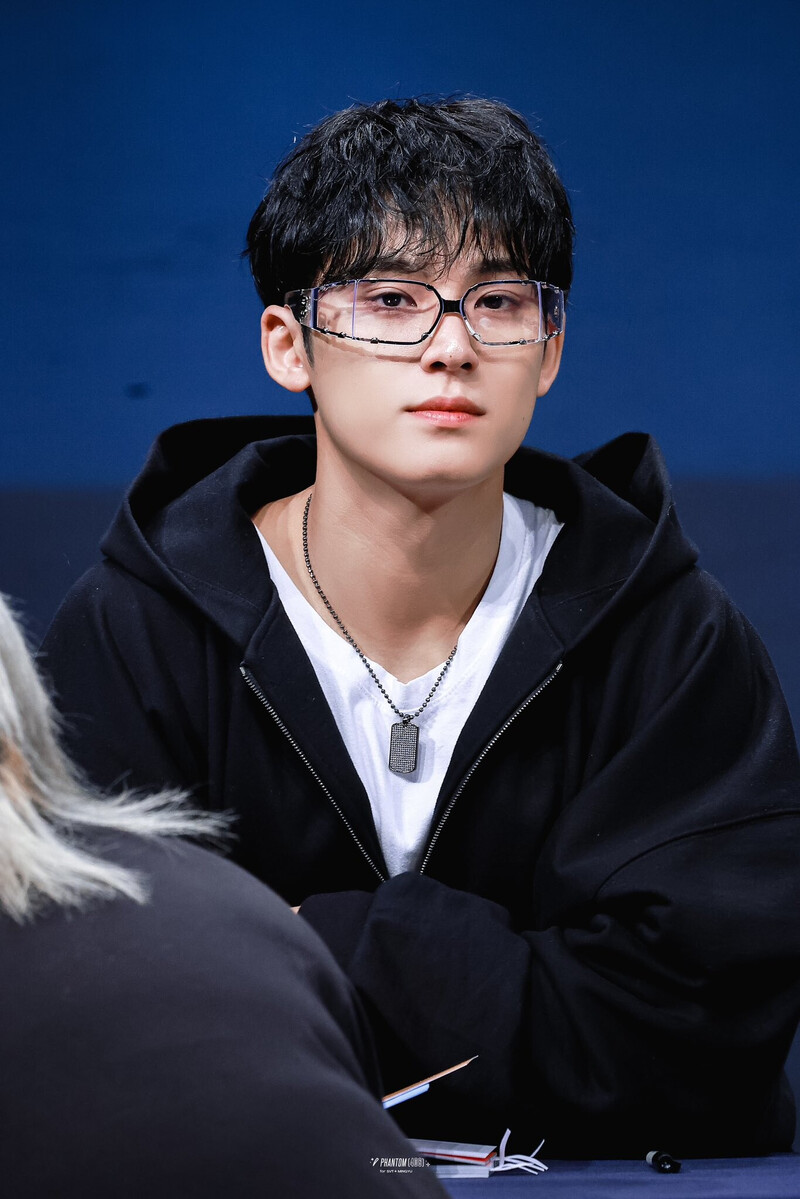 241016 SEVENTEEN Mingyu - Fansign Event documents 3