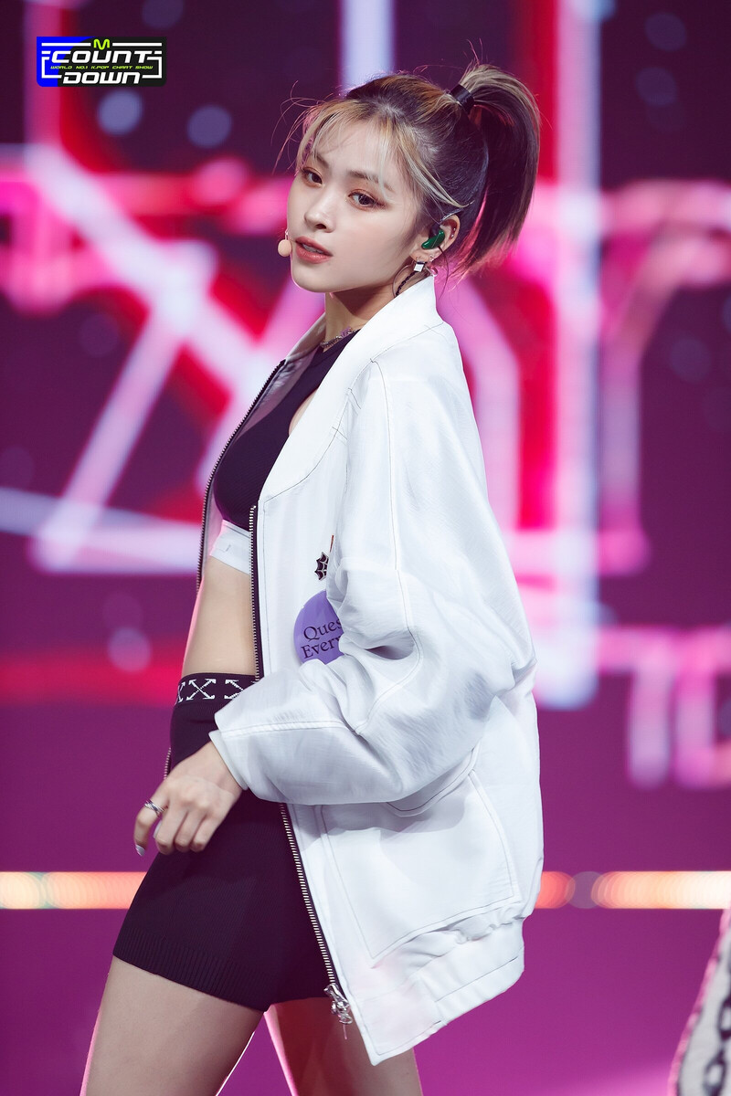 211014 ITZY - 'SWIPE' at M Countdown documents 9