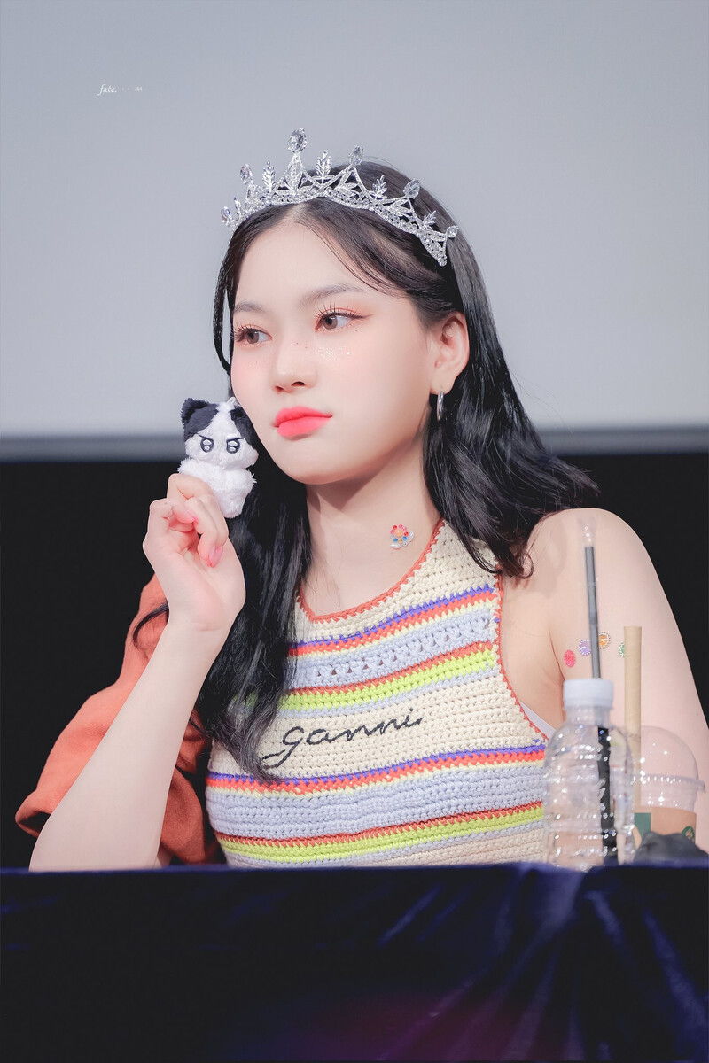 220729 STAYC Isa - WITHMUU Fansign documents 6