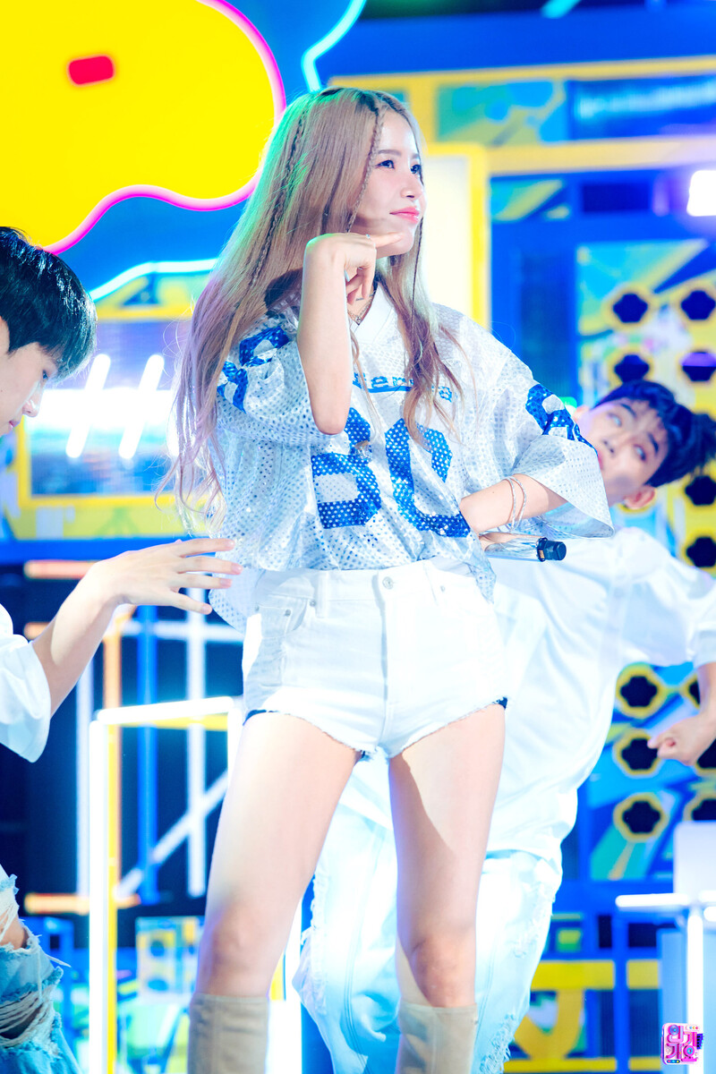 230806 MAMAMOO+ - 'dangdang' at Inkigayo documents 15