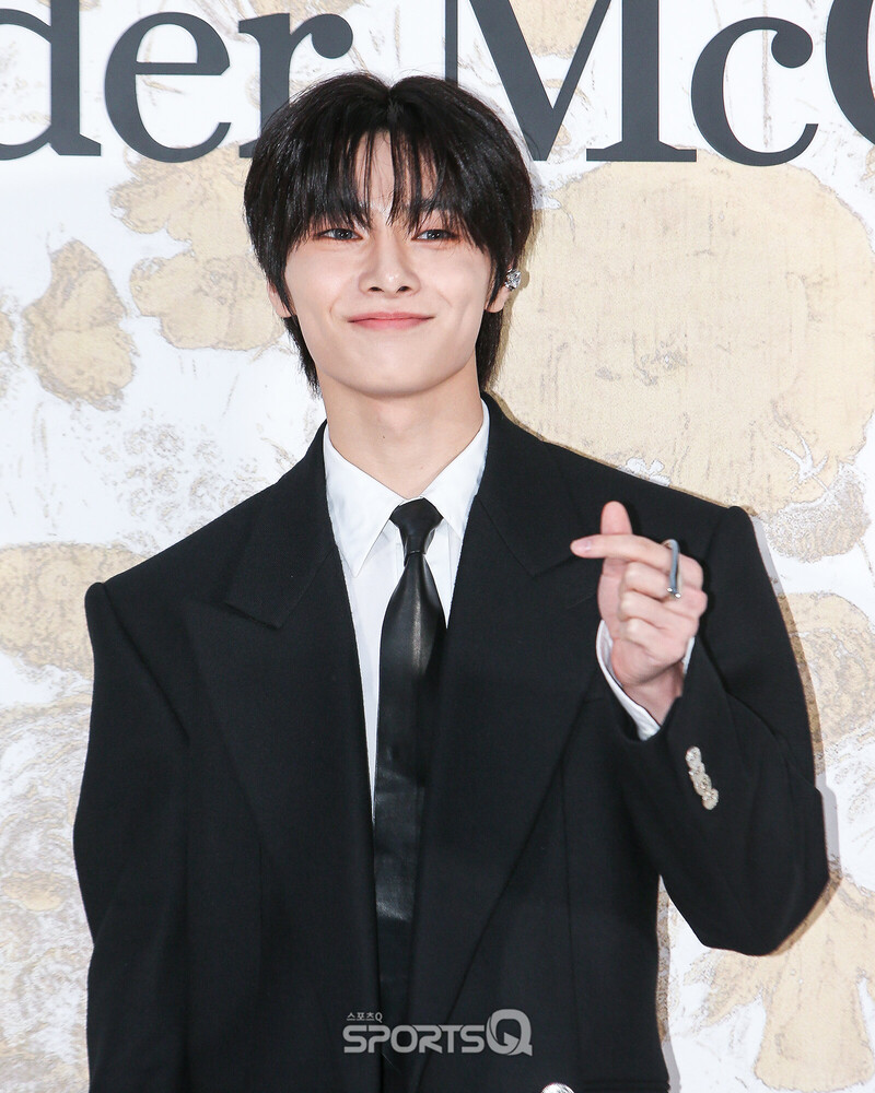 231101 StrayKids I.N - Alexander McQueen Event documents 11