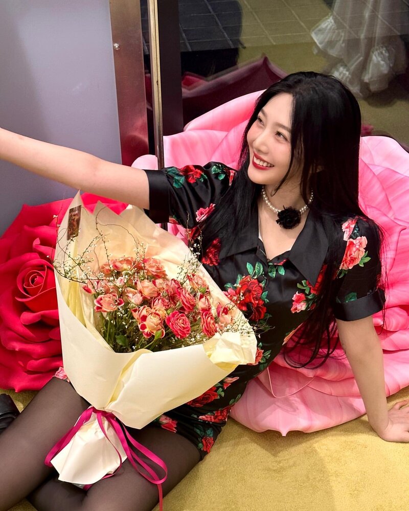 240309 Red Velvet Joy Instagram Update documents 13