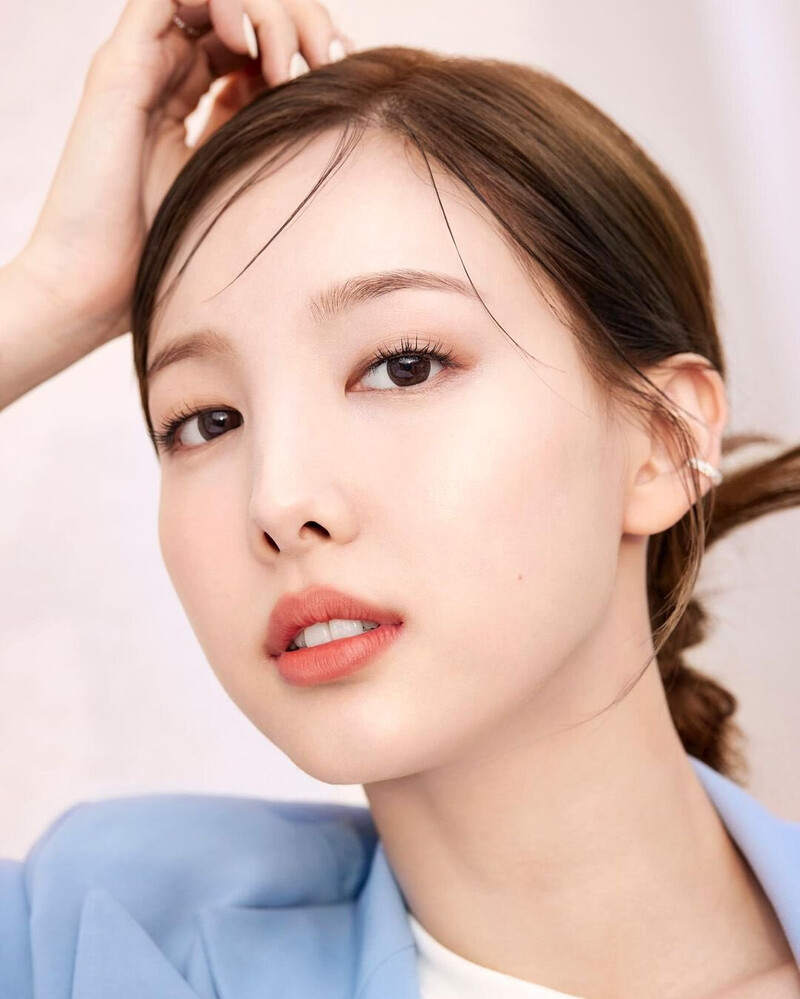 TWICE Nayeon x Biotherm Korea 2022 documents 1