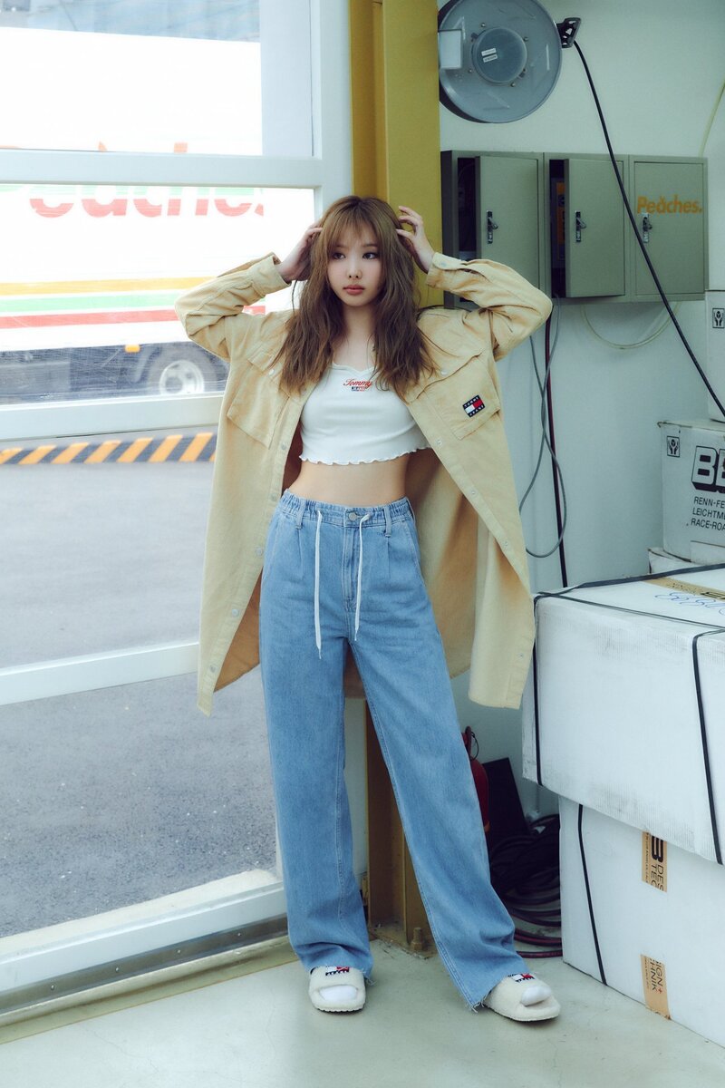 TWICE Nayeon x Tommy Jeans F/W Collection 2022 documents 9