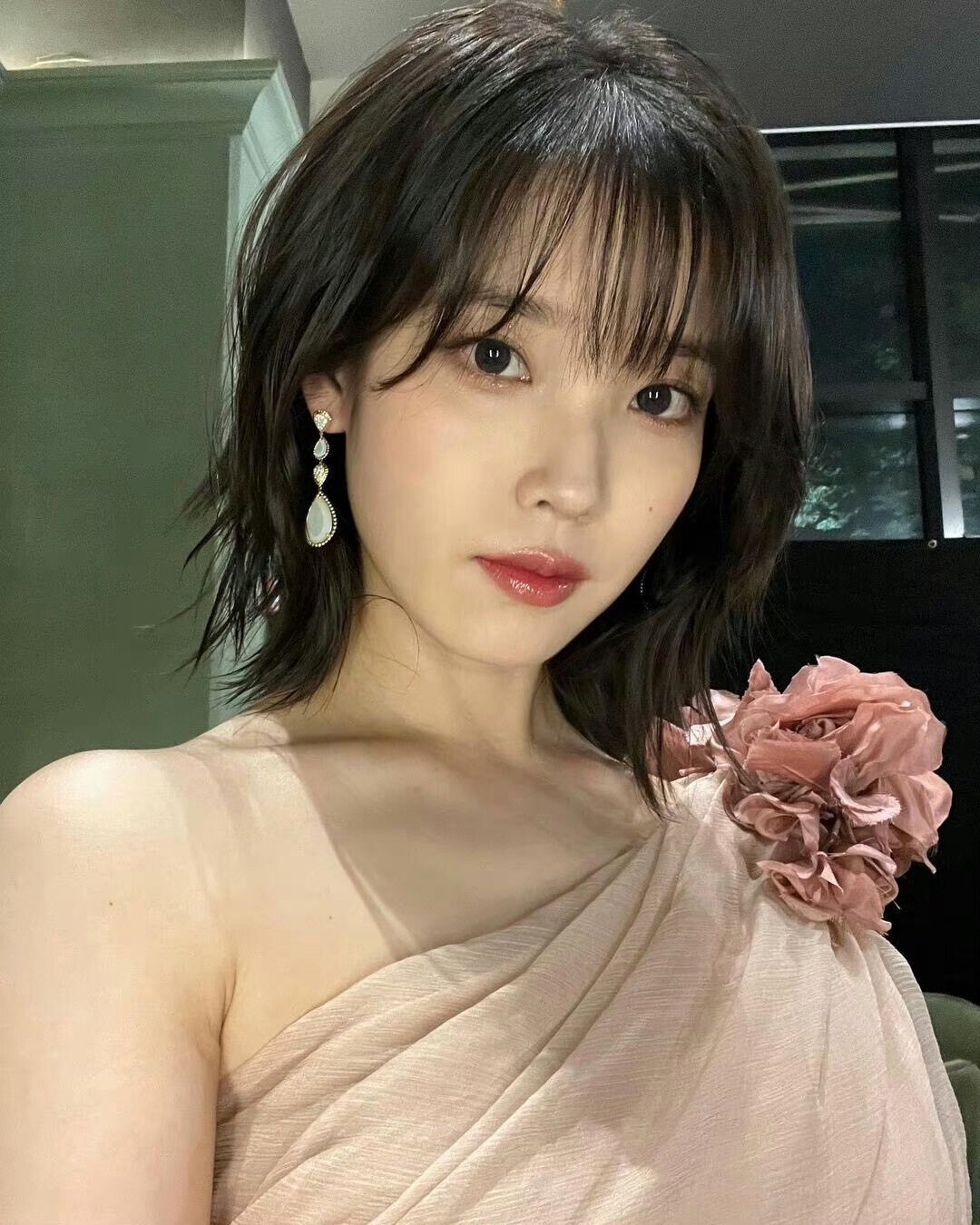 230710 IU Instagram Update | kpopping