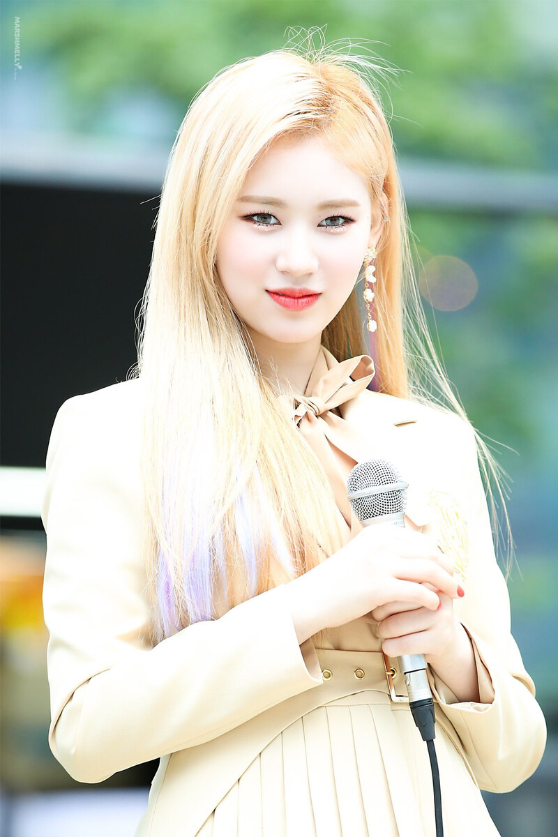 190615 Weki Meki Elly at Show! Music Core Mini Fanmeet documents 1