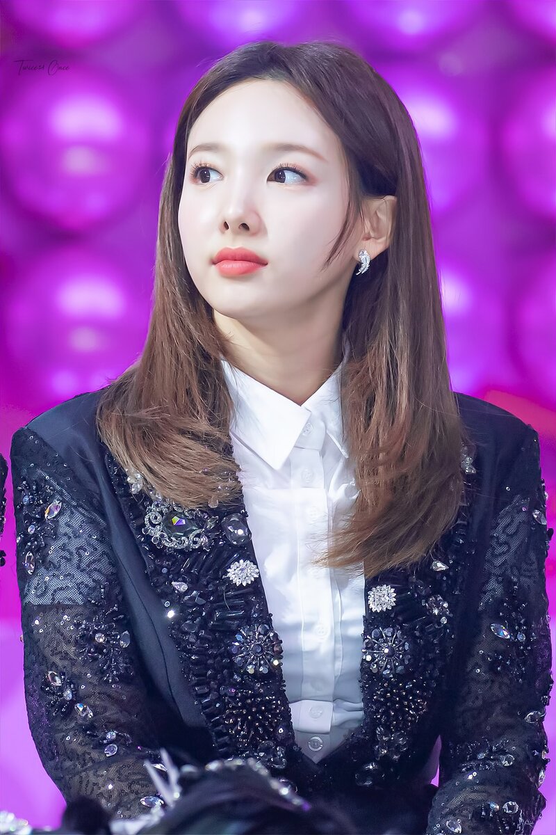 200104 TWICE Nayeon - 34th Golden Disc Awards Day 1 documents 1