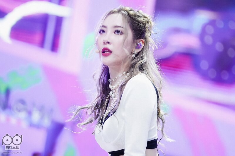210808 Sunmi - 'You can't sit with us' + 'SUNNY' at Inkigayo documents 2