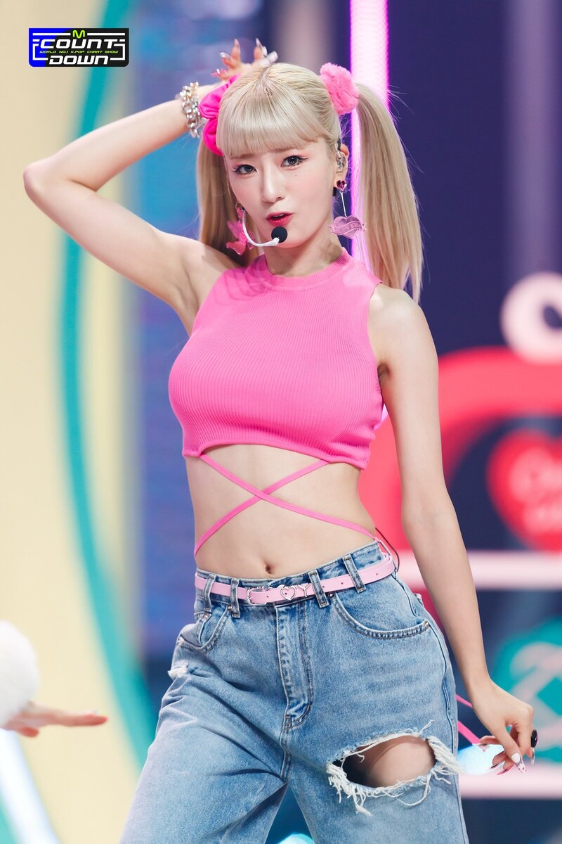 220714 Apink Chobom 'Copycat' at M Countdown documents 17