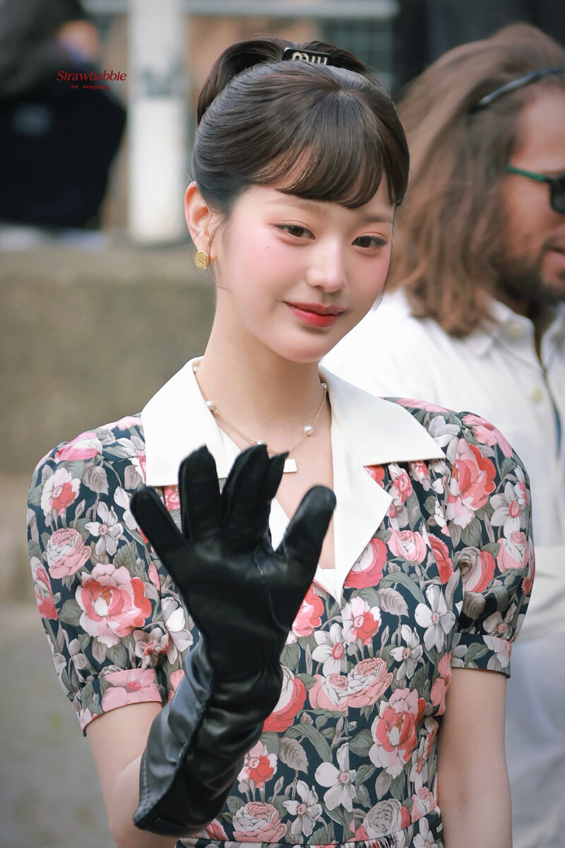 241001 IVE Wonyoung - Paris Fashion Week documents 3