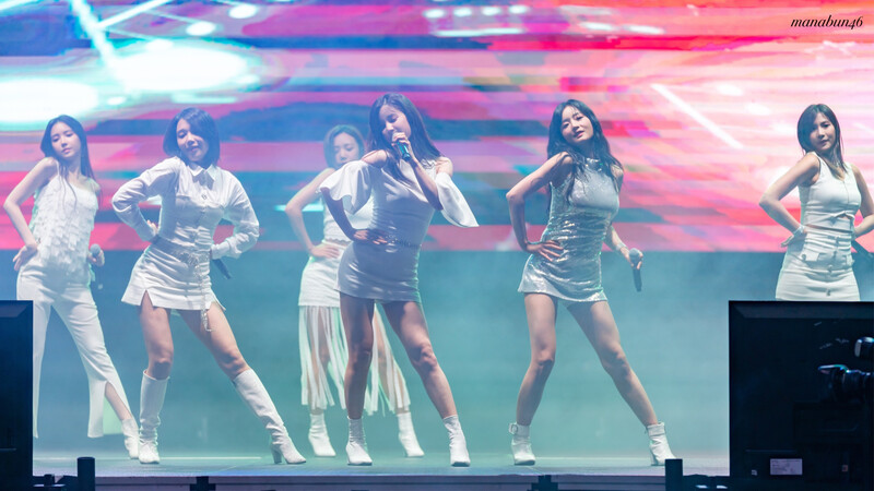 190613 APINK - at '2019 Anime Matsuri' in Houston documents 12