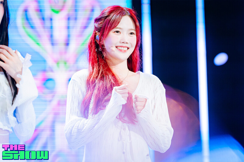 240903 OH MY GIRL Hyojung - 'Classified' at The Show documents 3