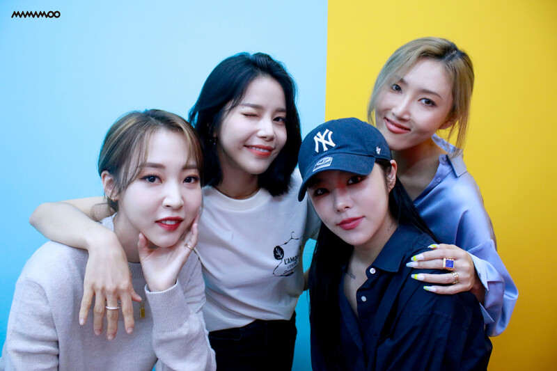 210619 MAMAMOO Cafe Update - 7th Anniversary Behind documents 2