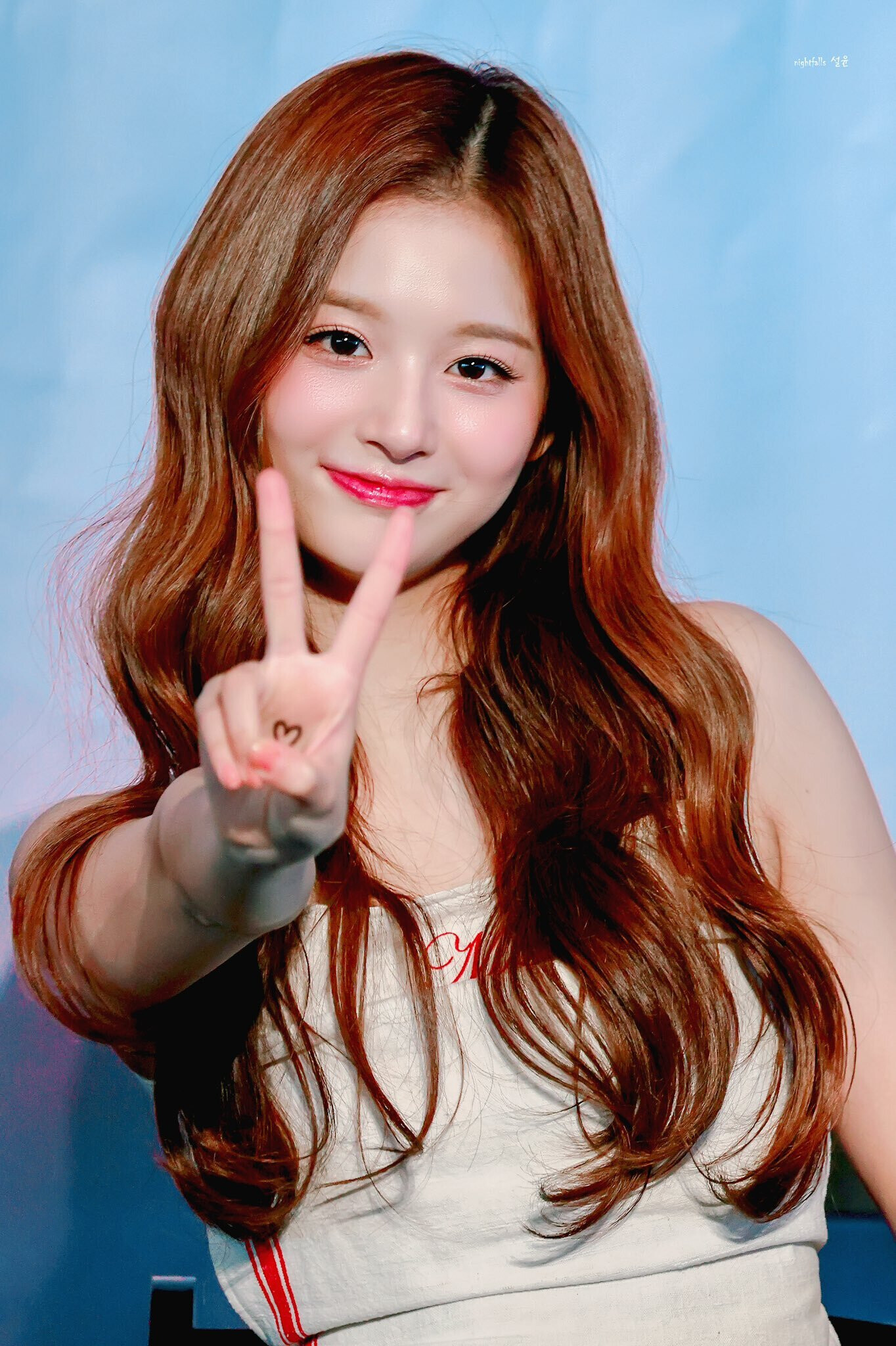 220523 Sullyoon at KCON Fansign Event 2022 | kpopping