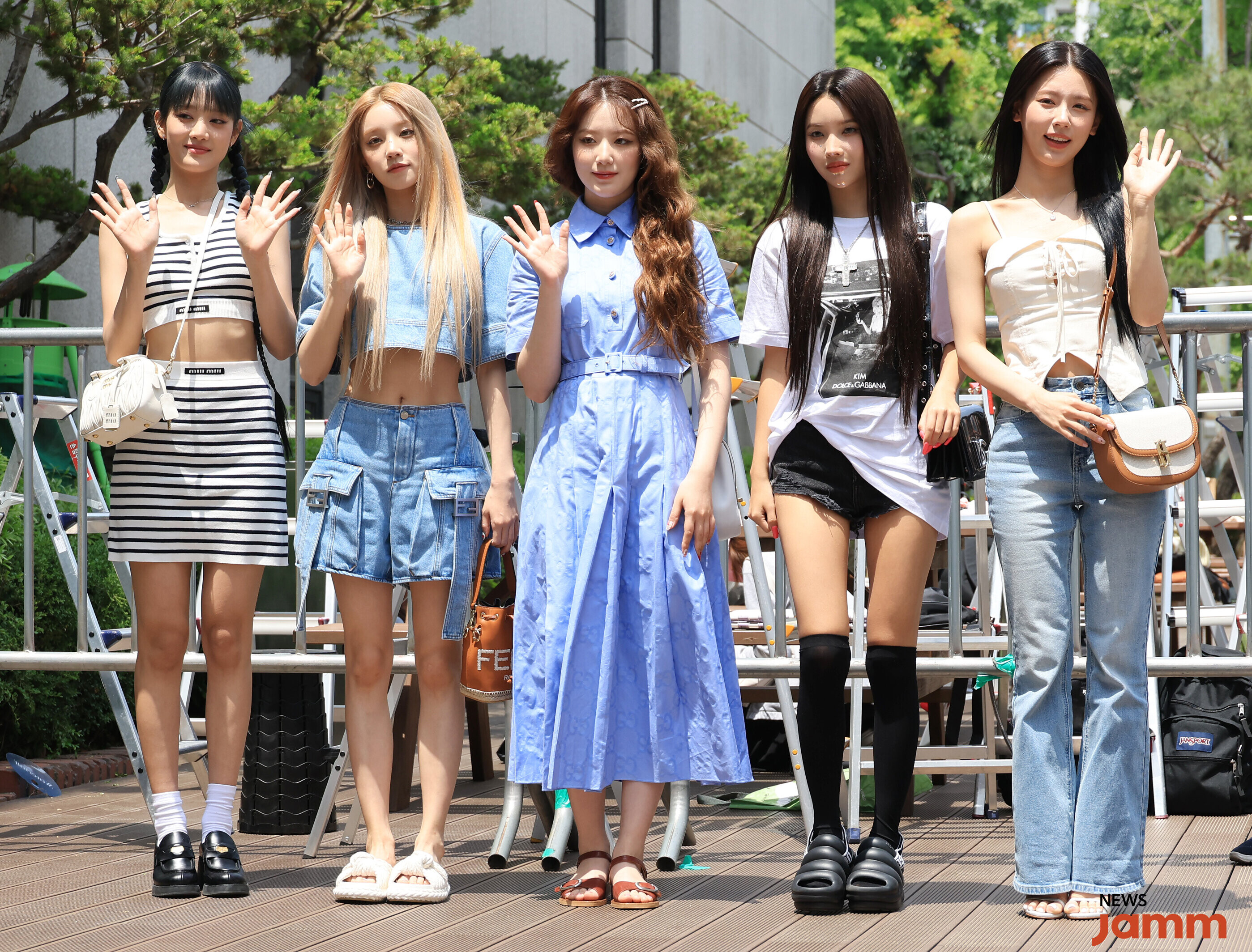 230526 (G)I-DLE on their way to Music Bank | kpopping