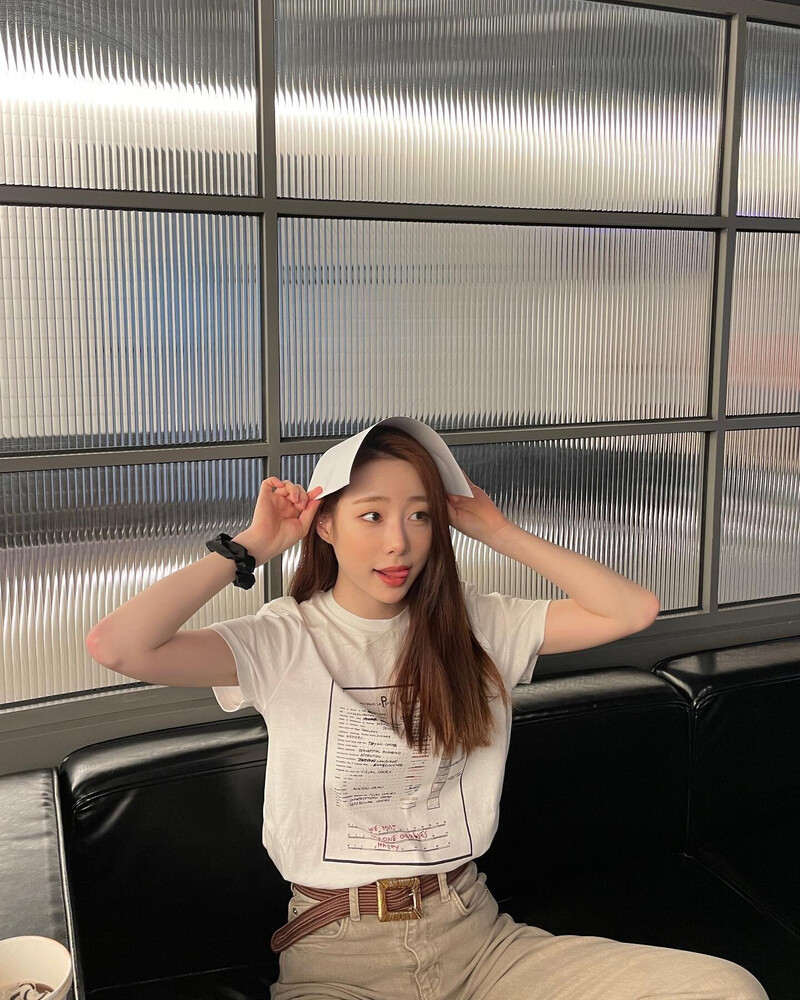 210808 WJSN Yeonjung Instagram Update documents 2