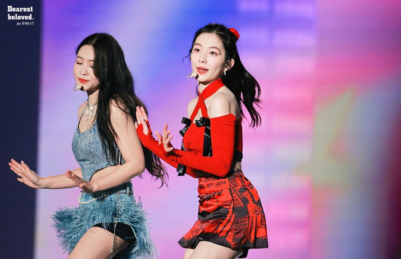 230402 Red Velvet Irene & Yeri - 'R to V' Concert in Seoul Day 2 documents 2