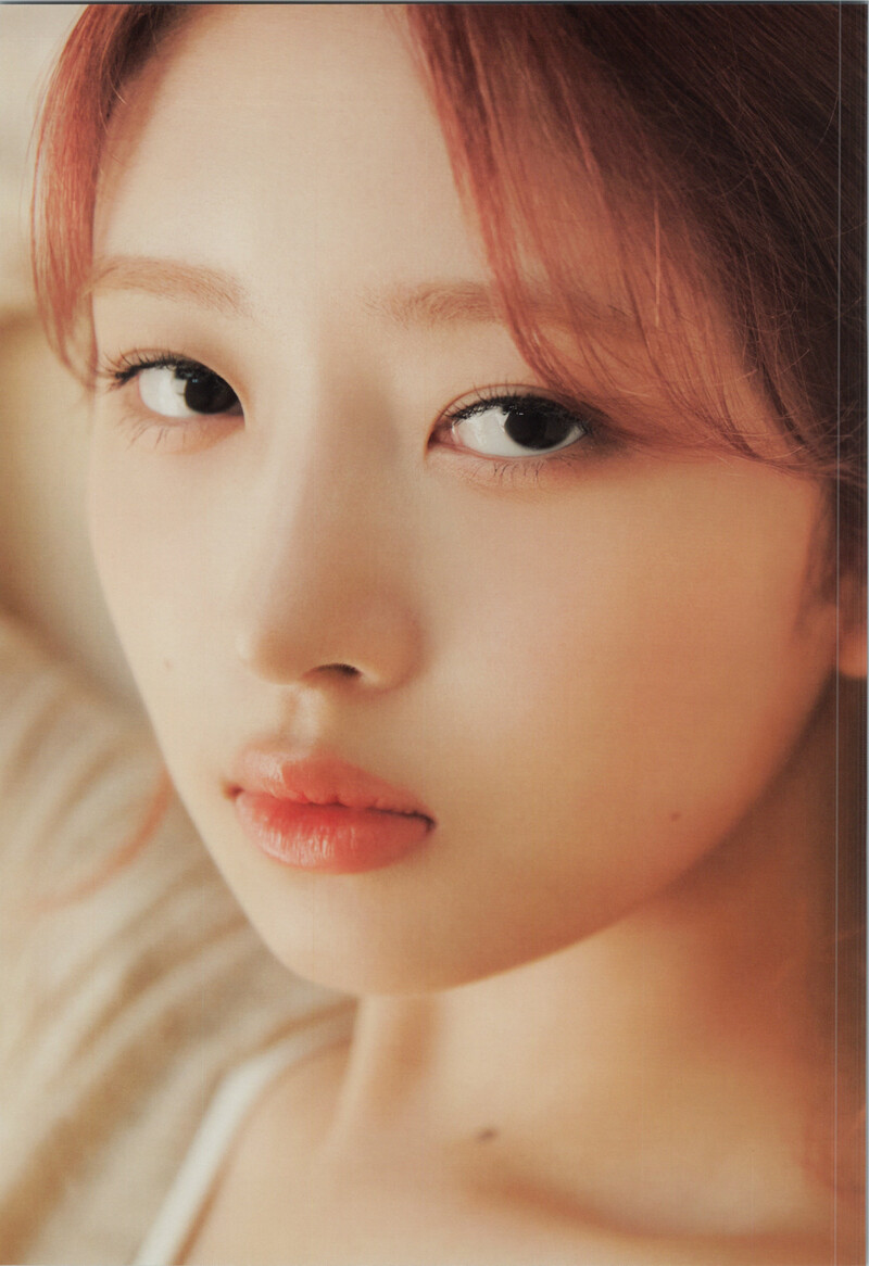 IVE - Mini Album 'I'VE MINE' (Scans) documents 11